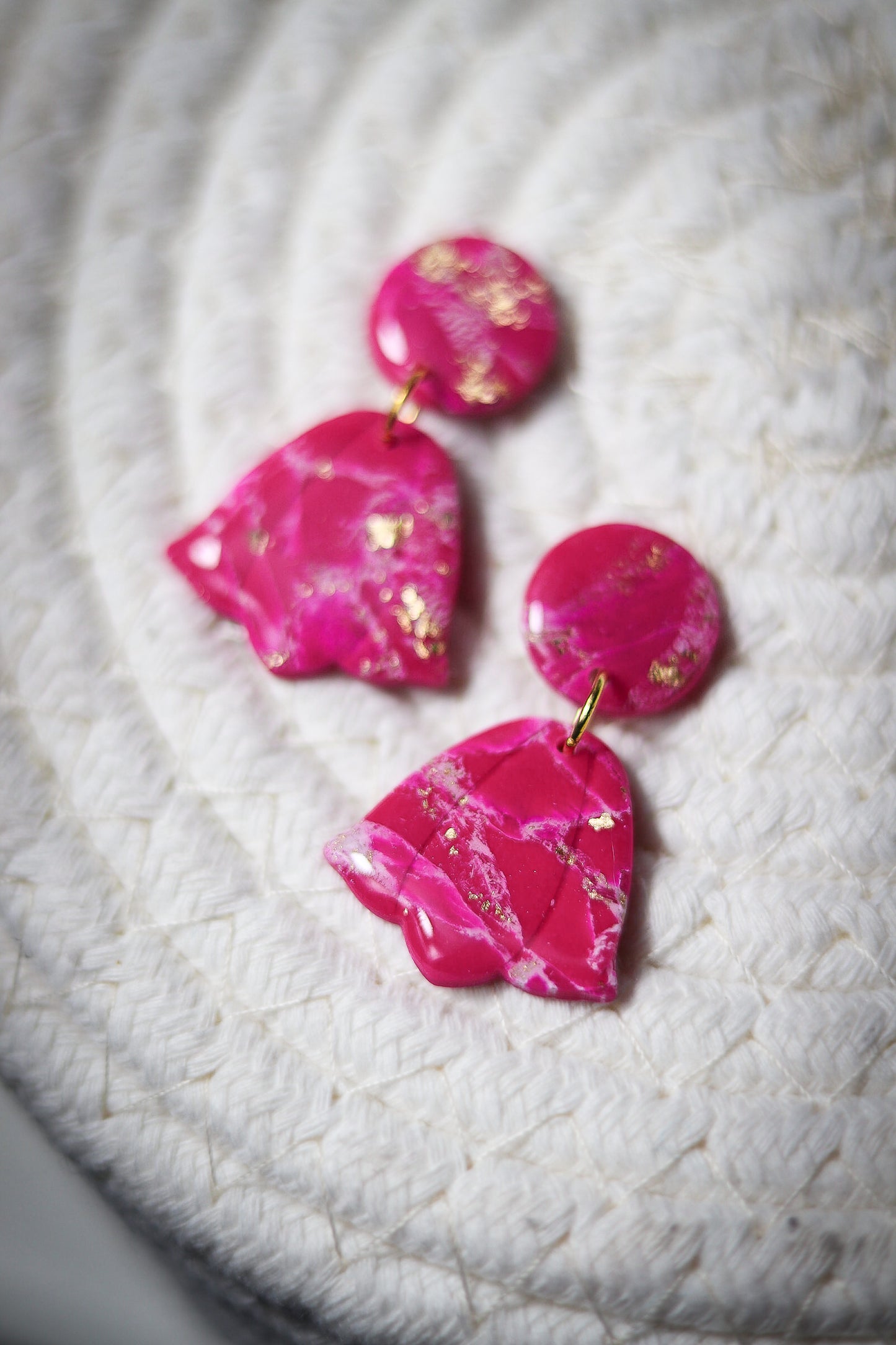 Hot pink marble (flower)