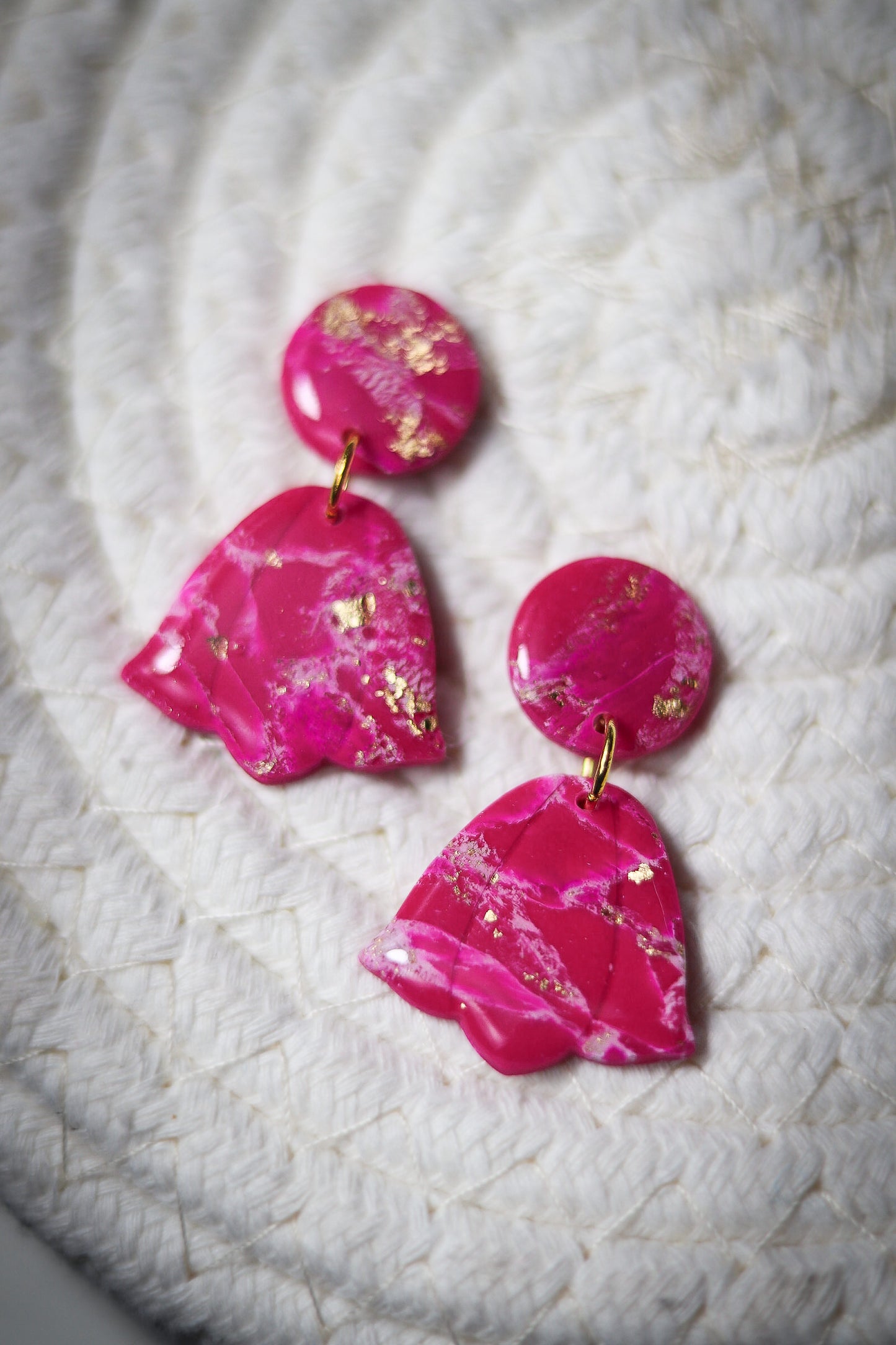 Hot pink marble (flower)