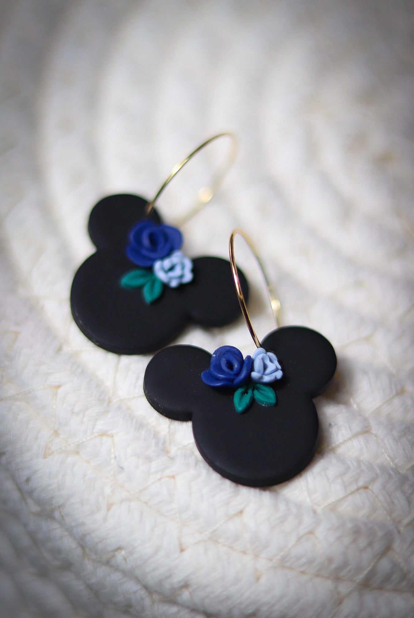 Blue flower Mickey Mouse