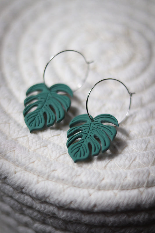 Monstera leaf hoops